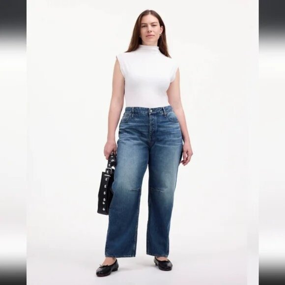 Madewell The Darted Barrell-Leg Jean Danver Wash Jeans | Size 33 | EUC - Picture 1 of 13